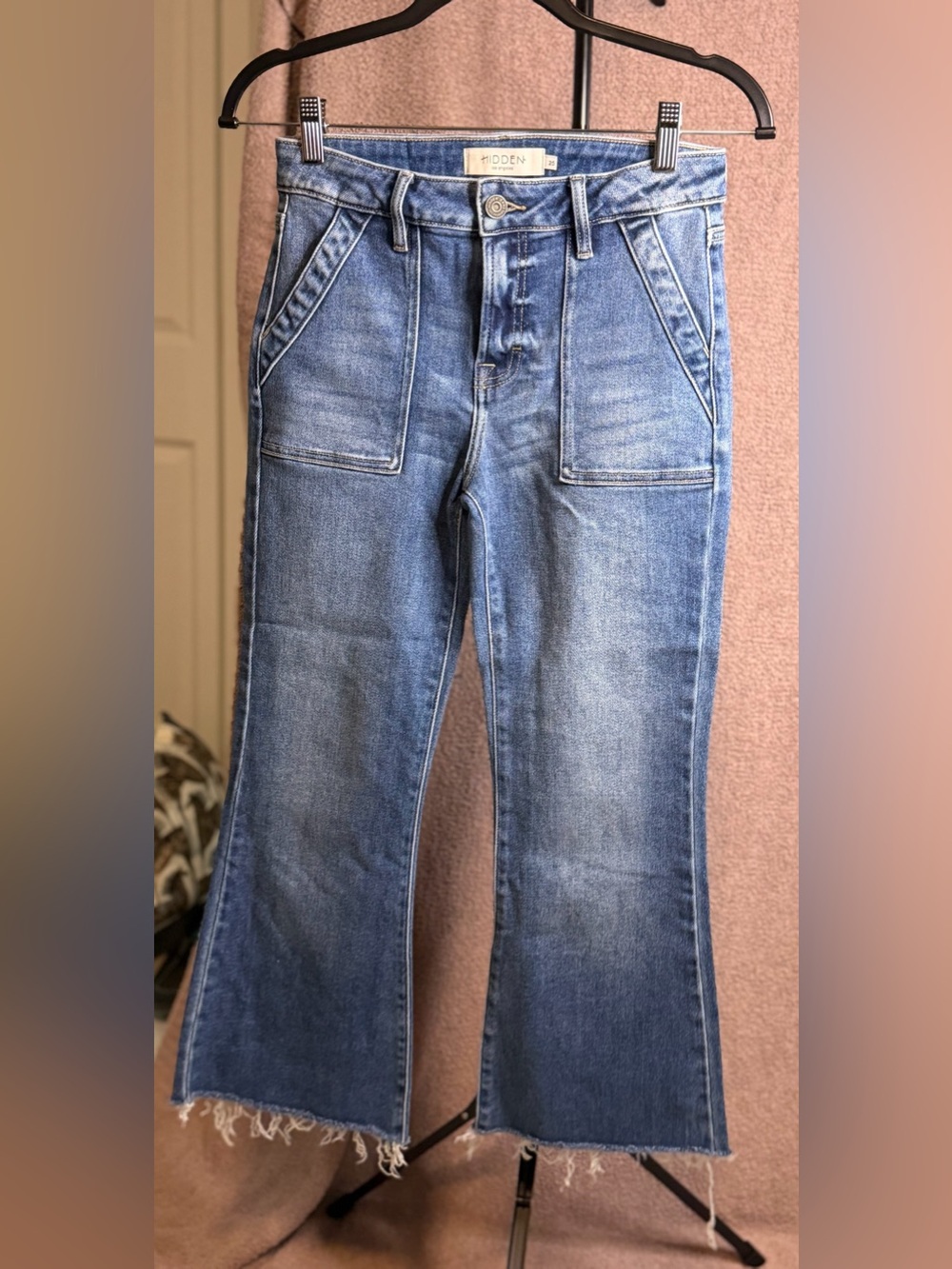 HIDDEN Jeans Size 25 High Rise Cropped Kick Flare Raw Hem Patch Pocket